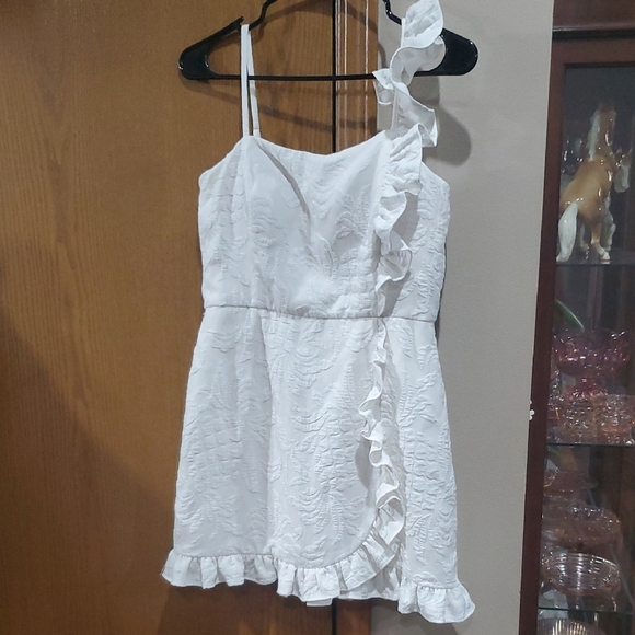 Lilly Pulitzer White Asymmetrical Ruffle Sundress - Picture 1 of 8